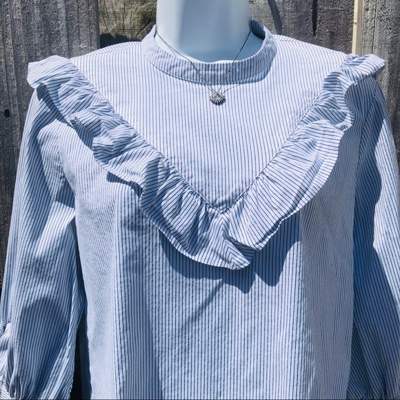 Express Striped Top Size Medium - Picture 2 of 10